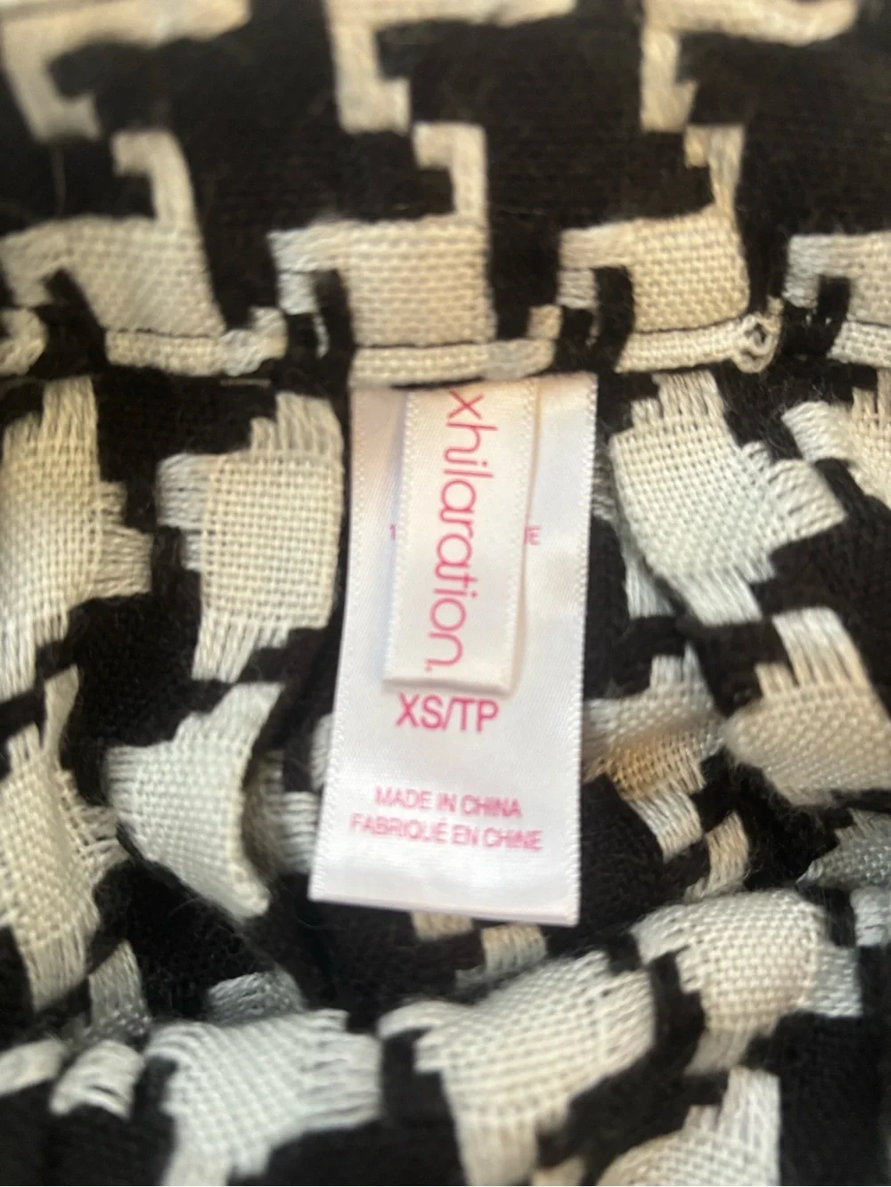 Xhilaration Black and White Houndstooth Mini Skirt